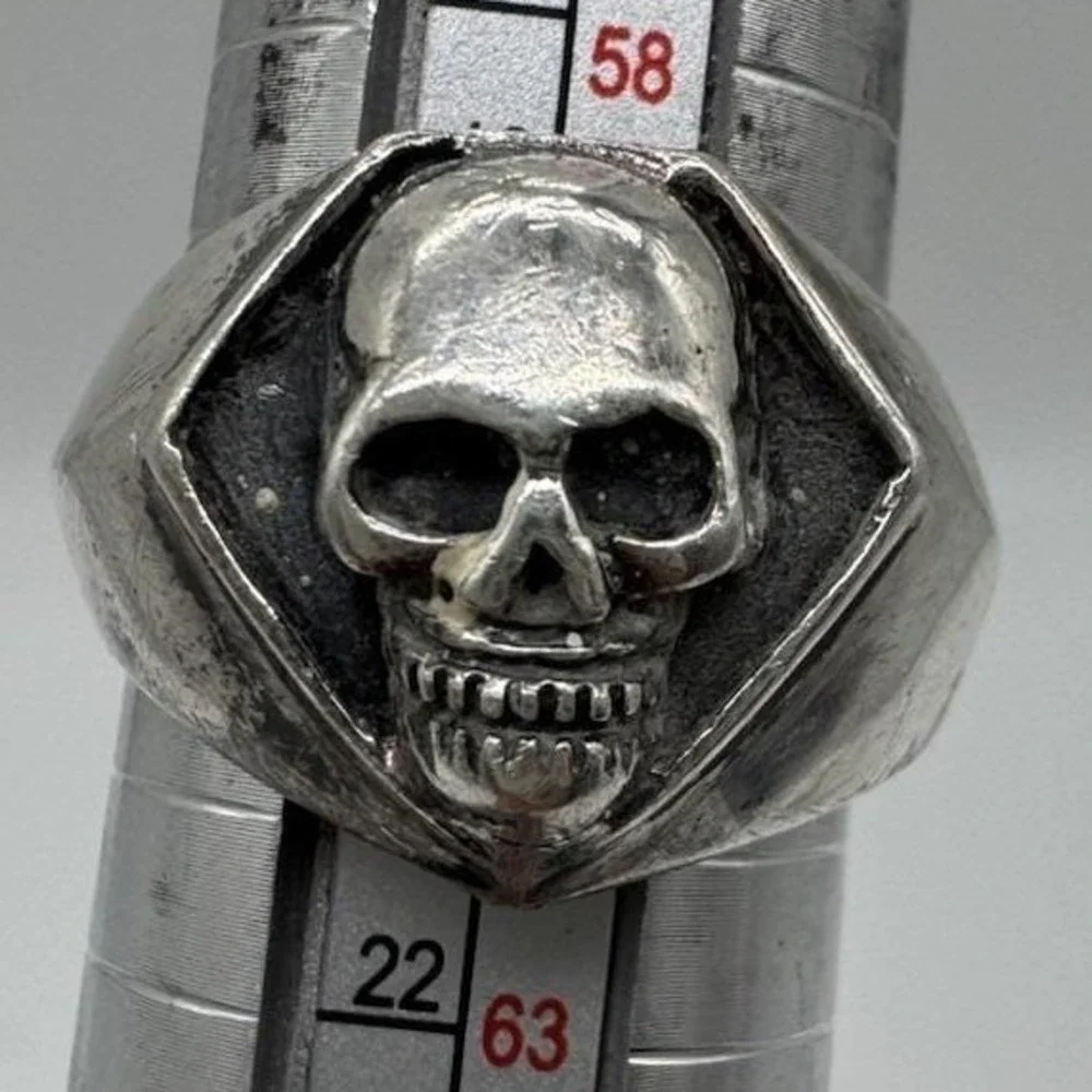 Vintage Skull Signet Ring Silver Tone Biker Gothic Punk Band Size 9.5